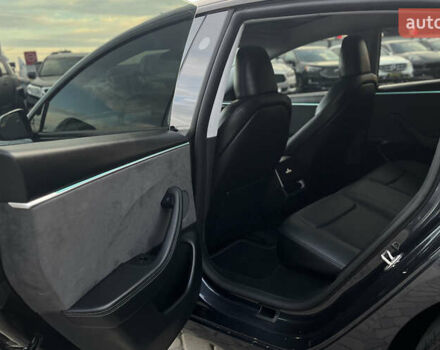 Серый Тесла Модель 3, объемом двигателя 0 л и пробегом 9 тыс. км за 33500 $, фото 24 на Automoto.ua