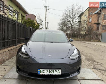 Серый Тесла Модель 3, объемом двигателя 0 л и пробегом 13 тыс. км за 30000 $, фото 9 на Automoto.ua