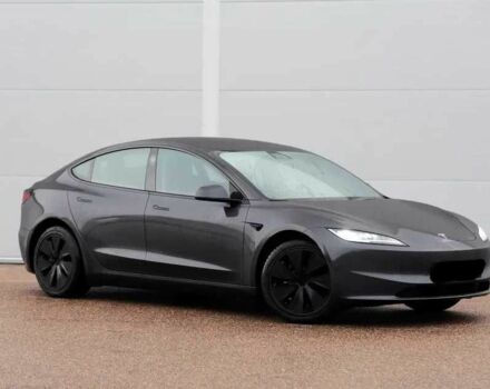 Серый Тесла Модель 3, объемом двигателя 0 л и пробегом 10 тыс. км за 19500 $, фото 2 на Automoto.ua