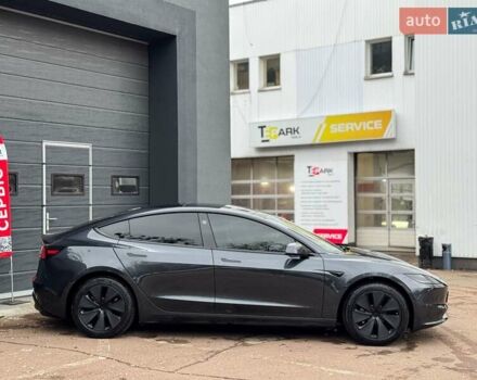 Серый Тесла Модель 3, объемом двигателя 0 л и пробегом 12 тыс. км за 31999 $, фото 10 на Automoto.ua