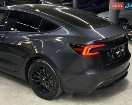 Серый Тесла Модель 3, объемом двигателя 0 л и пробегом 41 тыс. км за 25500 $, фото 11 на Automoto.ua