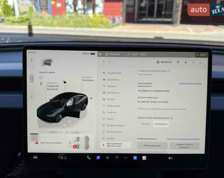 Тесла Модель 3 2024 у Львові на Automoto.ua Сірий Тесла Модель 3, об'ємом двигуна 0 л та пробігом 1 тис. км за 39900 $, фото 23 на Automoto.ua