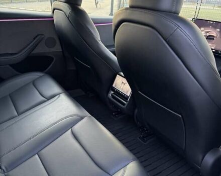Сірий Тесла Модель 3, об'ємом двигуна 0 л та пробігом 27 тис. км за 28100 $, фото 15 на Automoto.ua