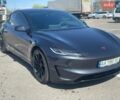 Серый Тесла Модель 3, объемом двигателя 0 л и пробегом 17 тыс. км за 32900 $, фото 1 на Automoto.ua