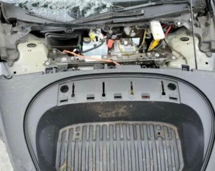 Серый Тесла Модель 3, объемом двигателя 0 л и пробегом 24 тыс. км за 11800 $, фото 1 на Automoto.ua