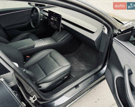 Тесла Модель 3 2024 в Днепре (Днепропетровске) на Automoto.ua Серый Тесла Модель 3, объемом двигателя 0 л и пробегом 6 тыс. км за 25600 $, фото 11 на Automoto.ua