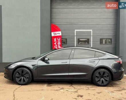 Серый Тесла Модель 3, объемом двигателя 0 л и пробегом 12 тыс. км за 31999 $, фото 5 на Automoto.ua
