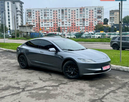 Серый Тесла Модель 3, объемом двигателя 0 л и пробегом 9 тыс. км за 26500 $, фото 2 на Automoto.ua