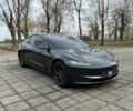 Серый Тесла Модель 3, объемом двигателя 0 л и пробегом 10 тыс. км за 27000 $, фото 3 на Automoto.ua