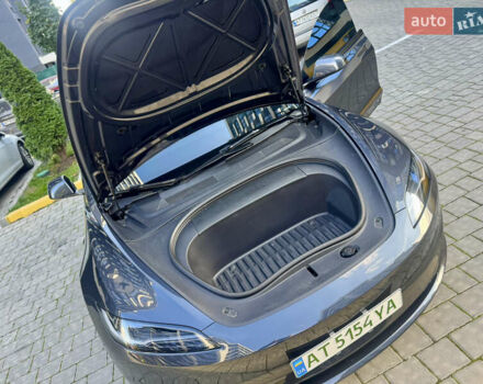 Тесла Модель 3 2024 у Івано-Франківську на Automoto.ua Сірий Тесла Модель 3, об'ємом двигуна 0 л та пробігом 5 тис. км за 27500 $, фото 101 на Automoto.ua