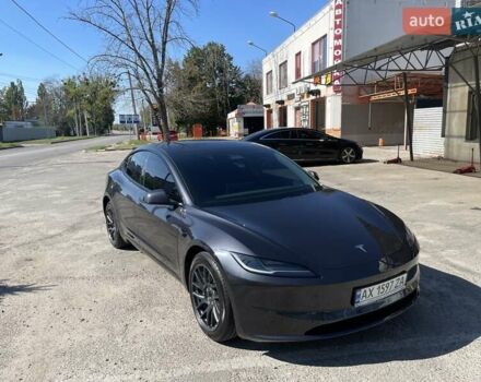 Серый Тесла Модель 3, объемом двигателя 0 л и пробегом 27 тыс. км за 27400 $, фото 3 на Automoto.ua