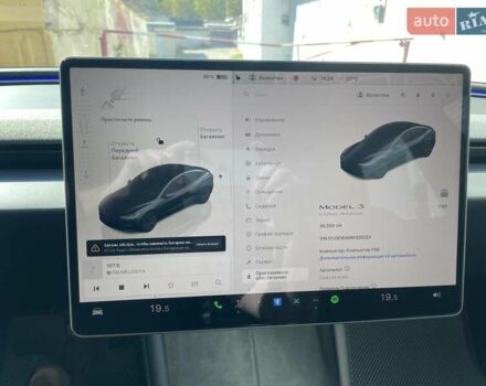 Серый Тесла Модель 3, объемом двигателя 0 л и пробегом 27 тыс. км за 27400 $, фото 13 на Automoto.ua