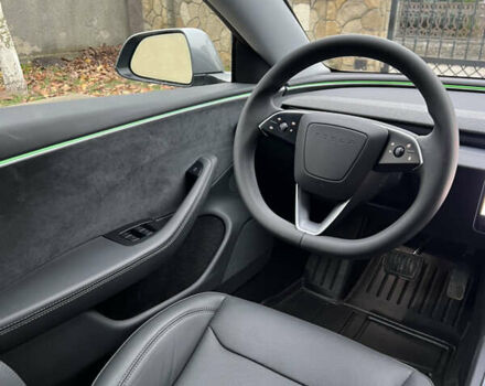 Серый Тесла Модель 3, объемом двигателя 0 л и пробегом 3 тыс. км за 27000 $, фото 40 на Automoto.ua