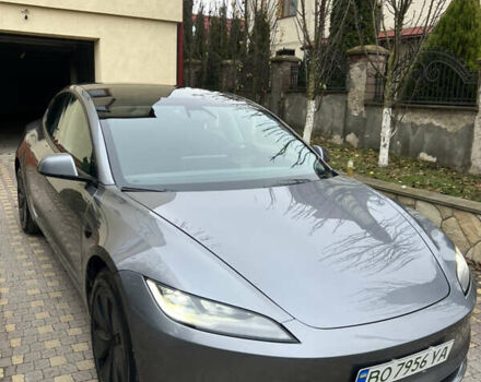 Серый Тесла Модель 3, объемом двигателя 0 л и пробегом 3 тыс. км за 27000 $, фото 2 на Automoto.ua