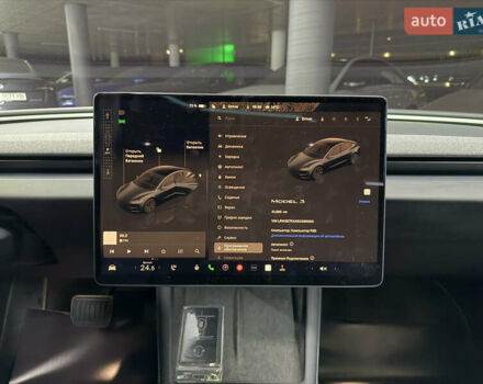 Серый Тесла Модель 3, объемом двигателя 0 л и пробегом 41 тыс. км за 25500 $, фото 26 на Automoto.ua