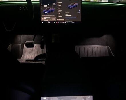 Серый Тесла Модель 3, объемом двигателя 0 л и пробегом 20 тыс. км за 27500 $, фото 15 на Automoto.ua