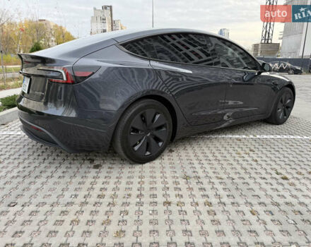 Серый Тесла Модель 3, объемом двигателя 0 л и пробегом 34 тыс. км за 33000 $, фото 4 на Automoto.ua