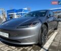 Серый Тесла Модель 3, объемом двигателя 0 л и пробегом 14 тыс. км за 29500 $, фото 3 на Automoto.ua
