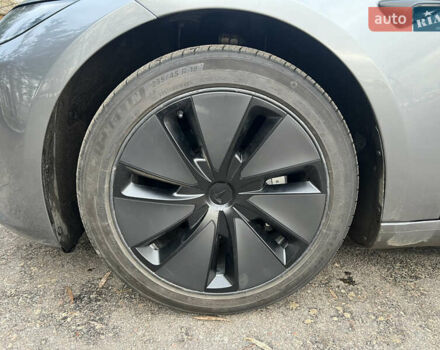 Сірий Тесла Модель 3, об'ємом двигуна 0 л та пробігом 10 тис. км за 26500 $, фото 6 на Automoto.ua