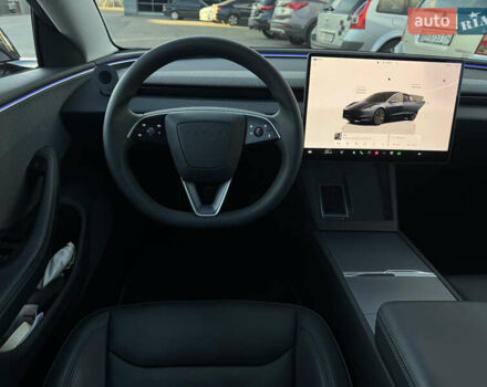 Серый Тесла Модель 3, объемом двигателя 0 л и пробегом 40 тыс. км за 28500 $, фото 15 на Automoto.ua