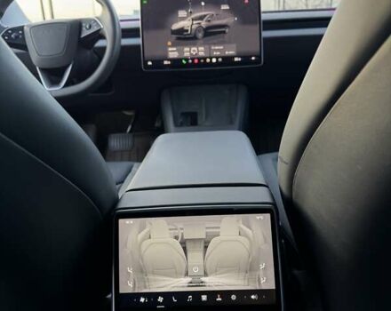 Сірий Тесла Модель 3, об'ємом двигуна 0 л та пробігом 27 тис. км за 28100 $, фото 16 на Automoto.ua