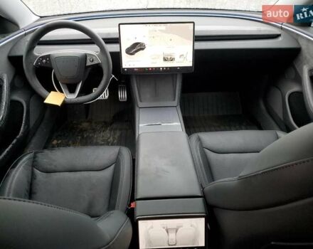 Серый Тесла Модель 3, объемом двигателя 0 л и пробегом 17 тыс. км за 12400 $, фото 7 на Automoto.ua