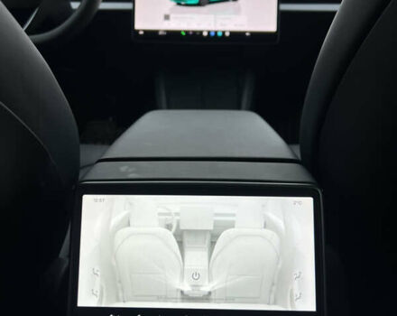 Серый Тесла Модель 3, объемом двигателя 0 л и пробегом 3 тыс. км за 27000 $, фото 31 на Automoto.ua