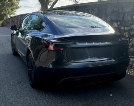 Серый Тесла Модель 3, объемом двигателя 0 л и пробегом 10 тыс. км за 15400 $, фото 3 на Automoto.ua
