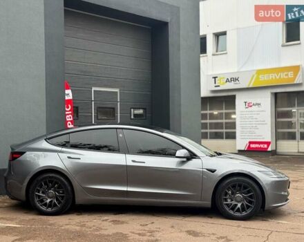 Серый Тесла Модель 3, объемом двигателя 0 л и пробегом 11 тыс. км за 31499 $, фото 10 на Automoto.ua