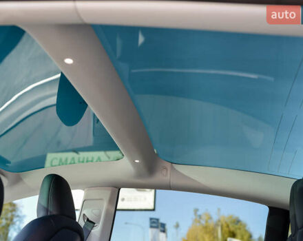 Серый Тесла Модель 3, объемом двигателя 0 л и пробегом 14 тыс. км за 31699 $, фото 14 на Automoto.ua