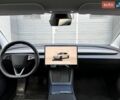 Серый Тесла Модель 3, объемом двигателя 0 л и пробегом 24 тыс. км за 29999 $, фото 18 на Automoto.ua