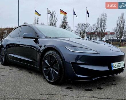 Серый Тесла Модель 3, объемом двигателя 0 л и пробегом 23 тыс. км за 29900 $, фото 16 на Automoto.ua