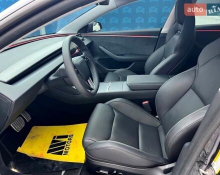 Серый Тесла Модель 3, объемом двигателя 0 л и пробегом 4 тыс. км за 45000 $, фото 36 на Automoto.ua