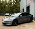 Серый Тесла Модель 3, объемом двигателя 0 л и пробегом 17 тыс. км за 28999 $, фото 3 на Automoto.ua