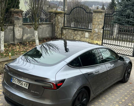 Серый Тесла Модель 3, объемом двигателя 0 л и пробегом 3 тыс. км за 27000 $, фото 9 на Automoto.ua