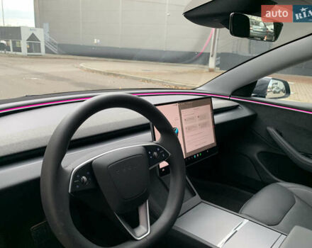 Серый Тесла Модель 3, объемом двигателя 0 л и пробегом 22 тыс. км за 32500 $, фото 12 на Automoto.ua