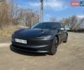 Серый Тесла Модель 3, объемом двигателя 0 л и пробегом 33 тыс. км за 29500 $, фото 1 на Automoto.ua