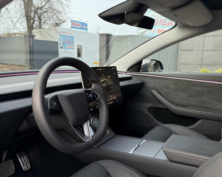Серый Тесла Модель 3, объемом двигателя 0 л и пробегом 7 тыс. км за 32000 $, фото 26 на Automoto.ua