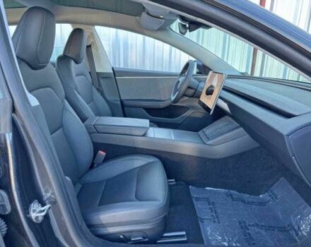 Серый Тесла Модель 3, объемом двигателя 0 л и пробегом 20 тыс. км за 15500 $, фото 12 на Automoto.ua