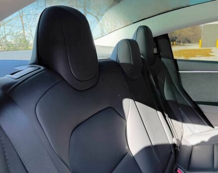 Серый Тесла Модель 3, объемом двигателя 0 л и пробегом 13 тыс. км за 9800 $, фото 10 на Automoto.ua