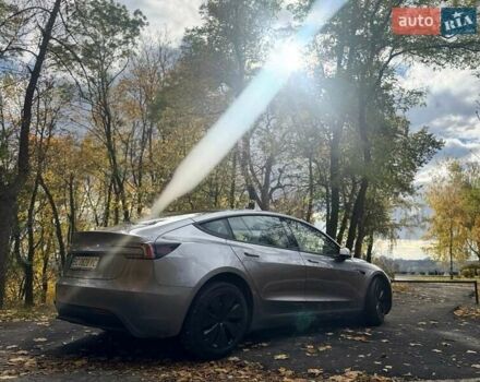 Тесла Модель 3 2024 у Львові на Automoto.ua Сірий Тесла Модель 3, об'ємом двигуна 0 л та пробігом 9 тис. км за 32500 $, фото 17 на Automoto.ua