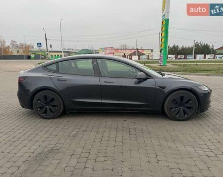 Серый Тесла Модель 3, объемом двигателя 0 л и пробегом 16 тыс. км за 31400 $, фото 2 на Automoto.ua