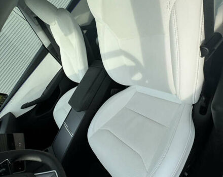 Серый Тесла Модель 3, объемом двигателя 0 л и пробегом 23 тыс. км за 29500 $, фото 17 на Automoto.ua