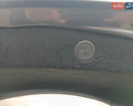 Серый Тесла Модель 3, объемом двигателя 0 л и пробегом 3 тыс. км за 28500 $, фото 19 на Automoto.ua