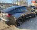 Серый Тесла Модель 3, объемом двигателя 0 л и пробегом 18 тыс. км за 26500 $, фото 13 на Automoto.ua