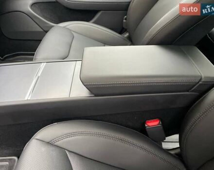 Сірий Тесла Модель 3, об'ємом двигуна 0 л та пробігом 8 тис. км за 29950 $, фото 48 на Automoto.ua