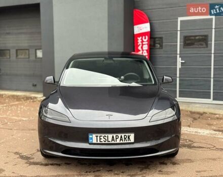 Серый Тесла Модель 3, объемом двигателя 0 л и пробегом 12 тыс. км за 31999 $, фото 2 на Automoto.ua