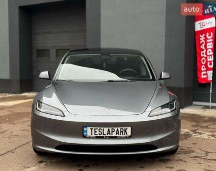Серый Тесла Модель 3, объемом двигателя 0 л и пробегом 11 тыс. км за 31499 $, фото 2 на Automoto.ua