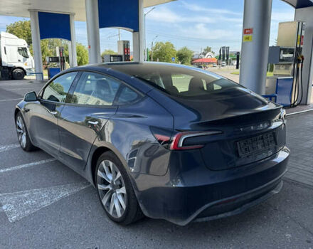 Серый Тесла Модель 3, объемом двигателя 0 л и пробегом 800 тыс. км за 25500 $, фото 4 на Automoto.ua