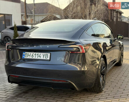 Серый Тесла Модель 3, объемом двигателя 0 л и пробегом 9 тыс. км за 35700 $, фото 6 на Automoto.ua